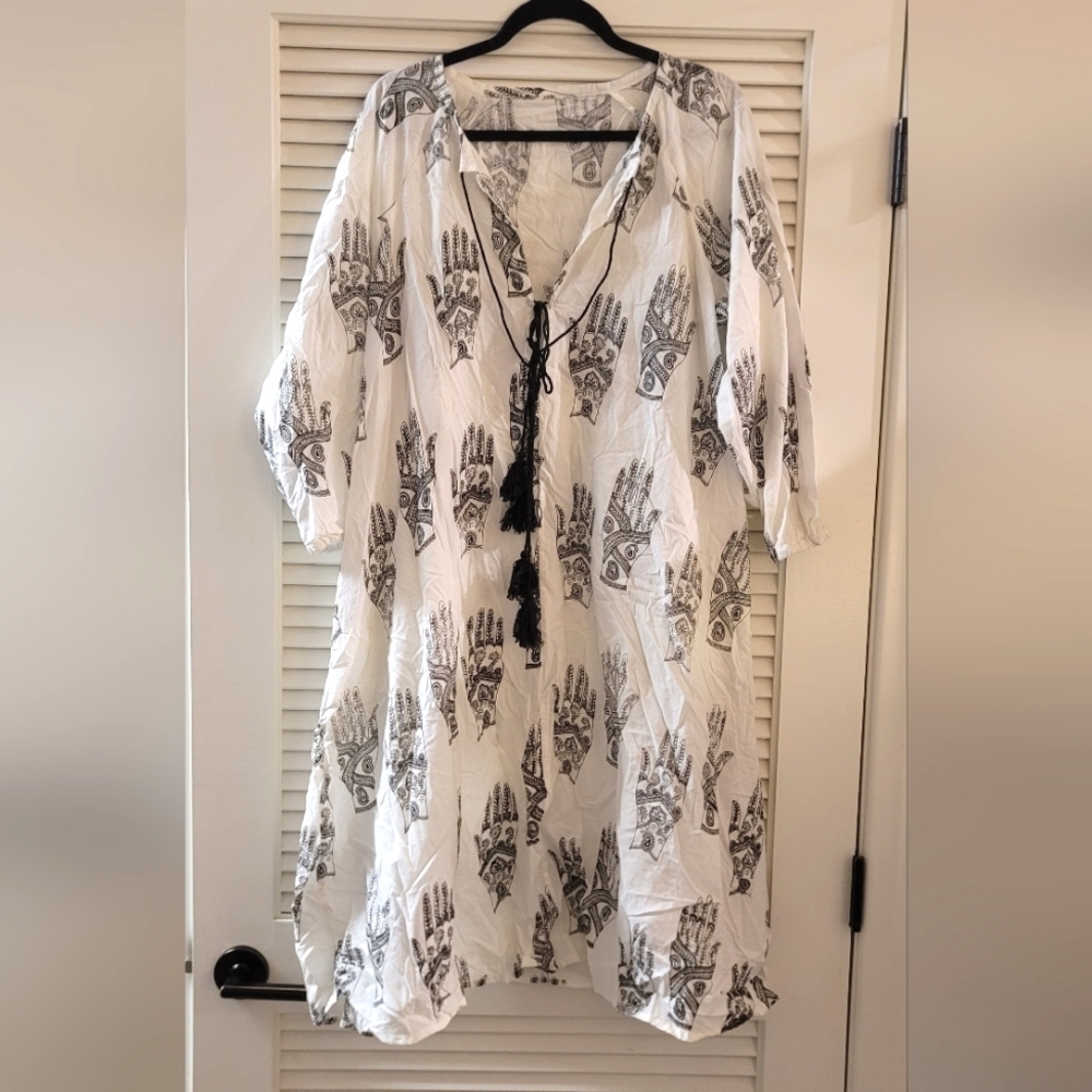 (Plus-Size) Bohemian Lightweight Black & White Dress With Pockets